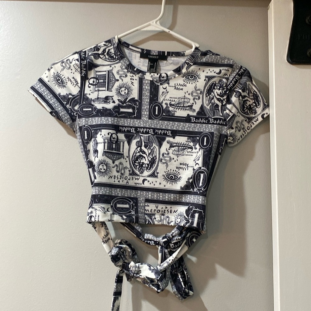 Juniors small Forever 21 crop top